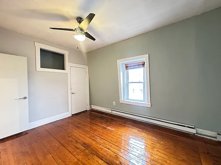 117 Almy St #3L — Photo 16