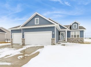 1516 NE 2nd St, Stuart, IA 50250