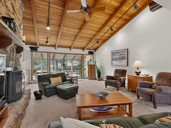 5th image of 7 Sierra Vista Dr