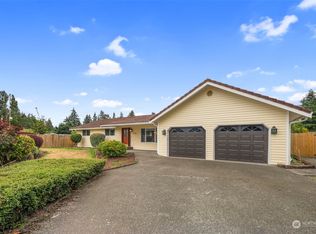 10725 111th Ave SW, Tacoma, WA 98498