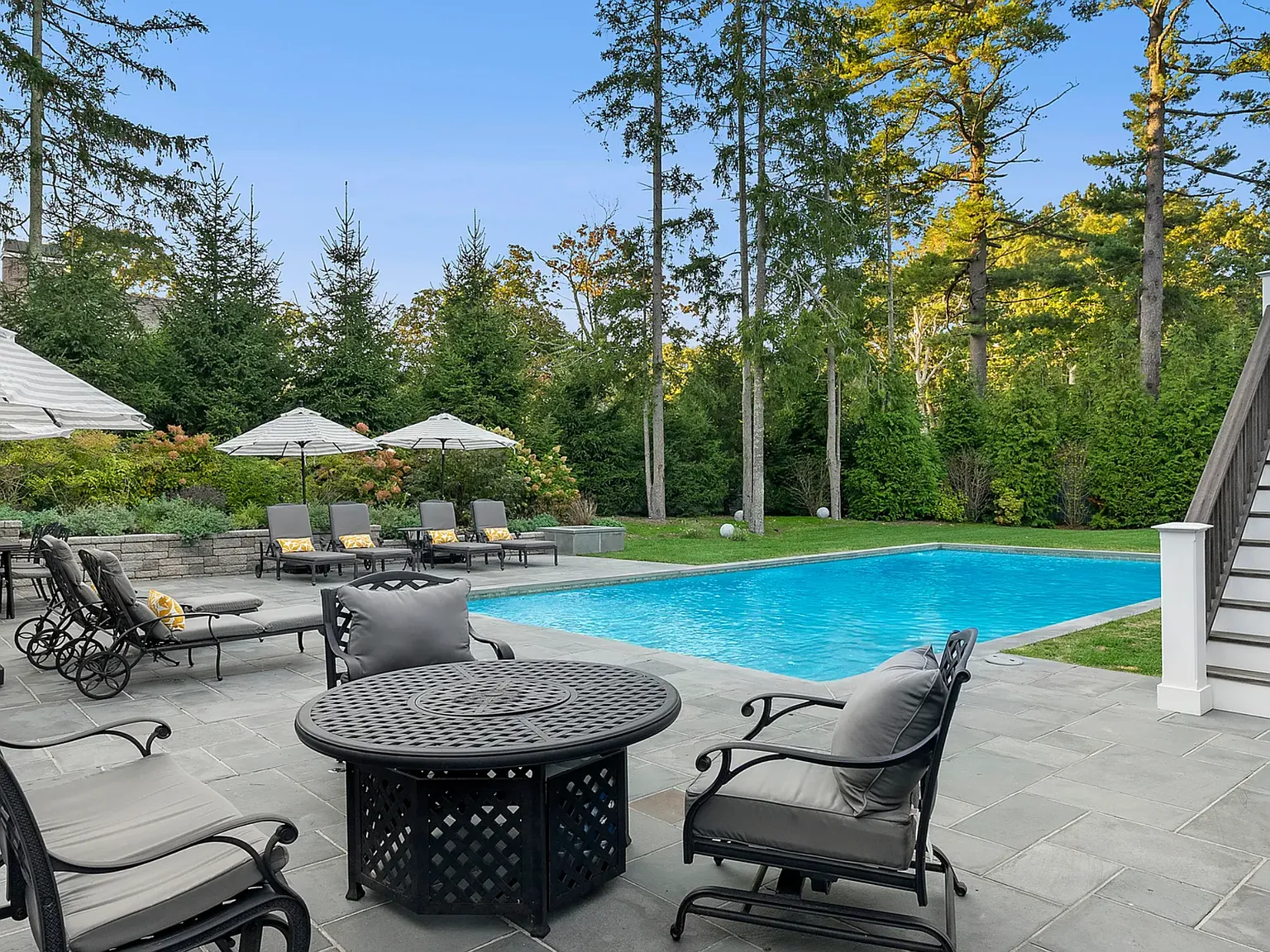 Sag Harbor Village | Refined Designer Rental on Lighthouse Lane — Photo 2