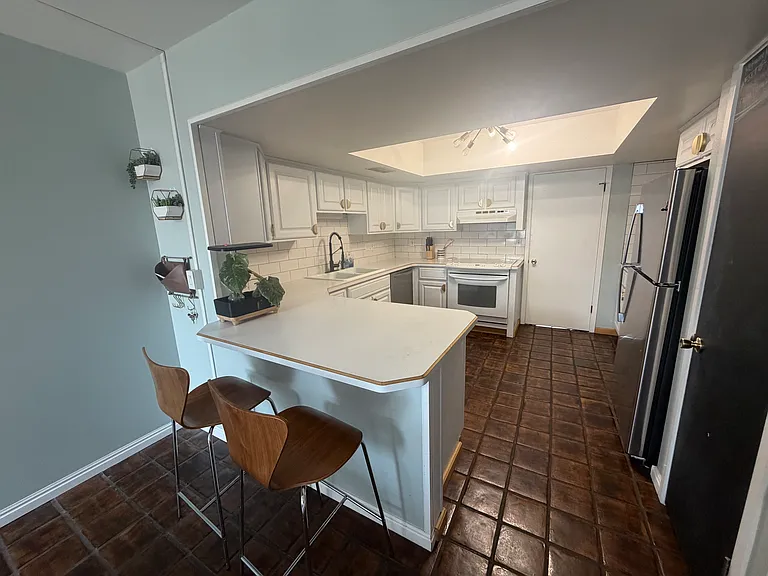 1237 E Brickyard Rd #305 — Photo 3