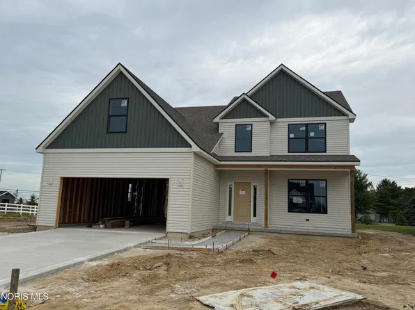 1836 Caleb Ct, Waterville, OH 43566