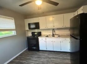 11 Bordeaux Dr