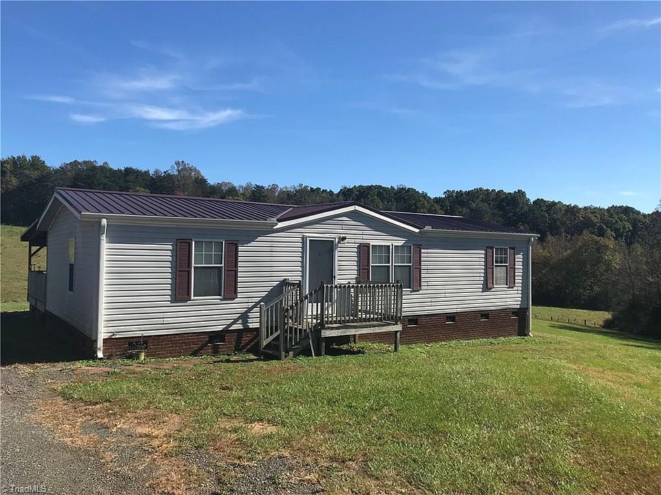 1st image of 171 Clover Ln