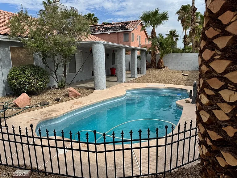 7724 Rye Canyon Dr — Photo 45