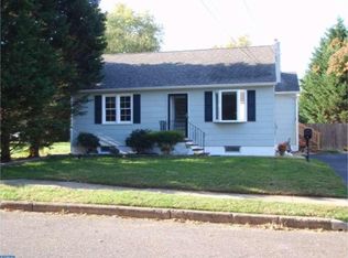 504 Spruce Ave, Maple Shade, NJ 08052