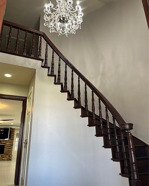 300 Hawthorne St, Gretna, LA 70056 Zillow