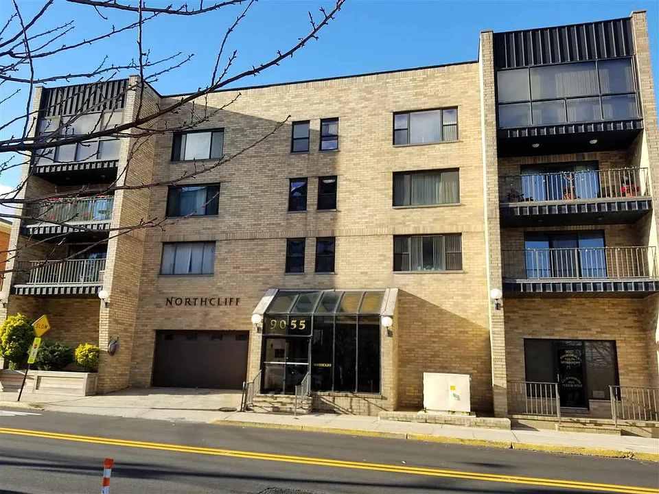 9055 Palisade Ave #43
