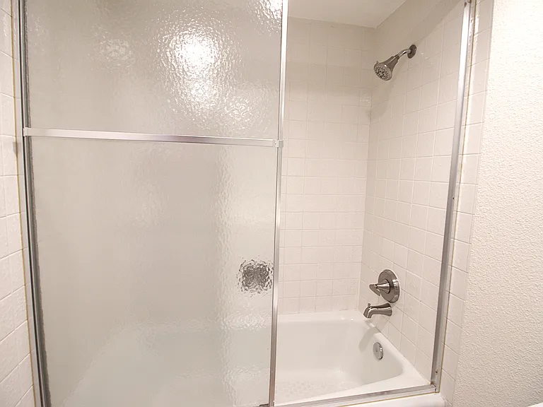 3111 Bel Air Dr #8E — Photo 11