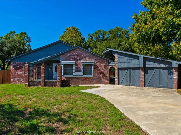 8 Willow Dr, Hearne, TX 77859