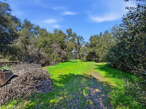 4th image of 6495 Jacobson Rd