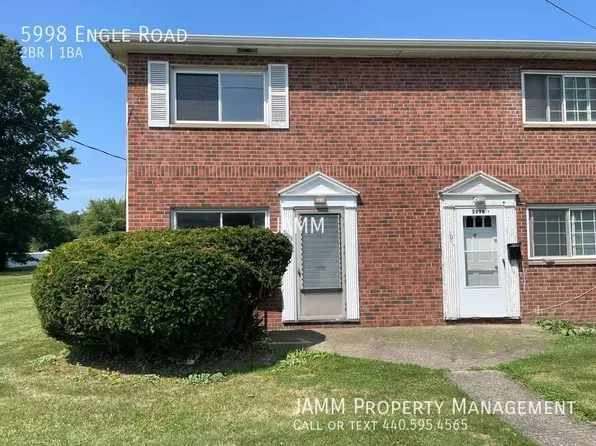 5998 Engle Rd, Brookpark, OH 44142