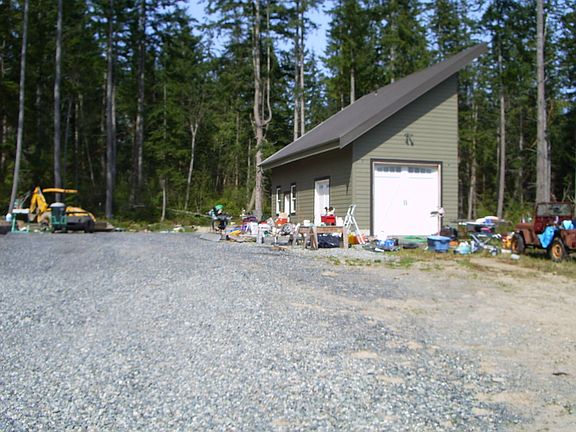 2nd building/garage/office