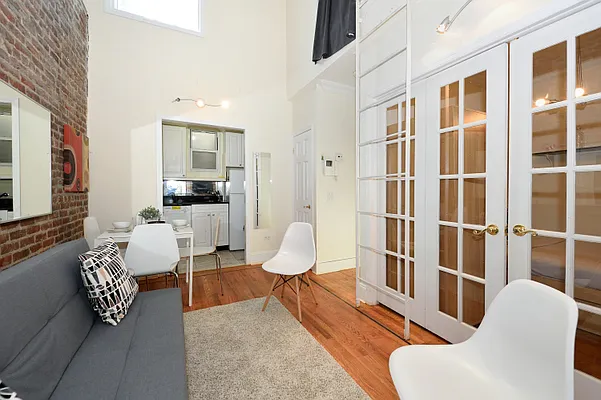 Rented by Corcoran | media 54