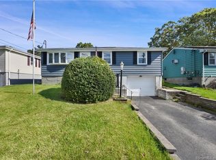 115 Mohawk Dr, West Haven, CT 06516