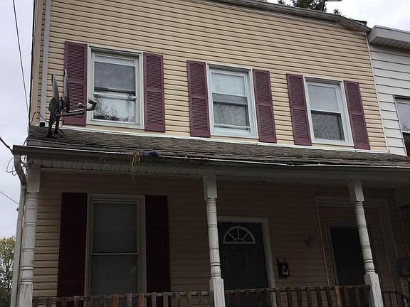 4th image of 31 Jackson St #2