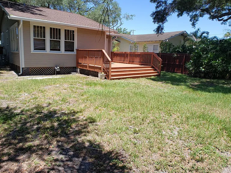 306 S Melville Ave — Photo 8