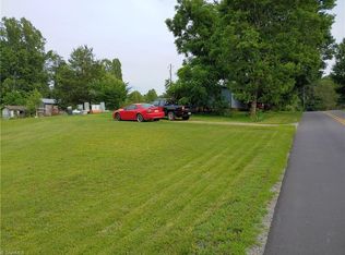 384 Dehart Ch Rd, North Wilkesboro, NC 28659