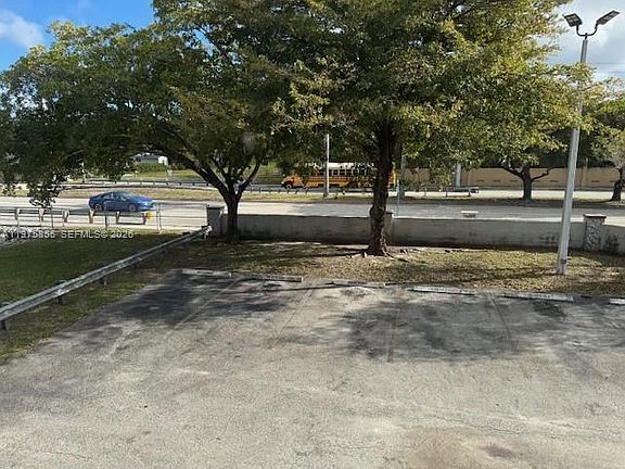 5th image of 10353 N Kendall Dr #Bb-6