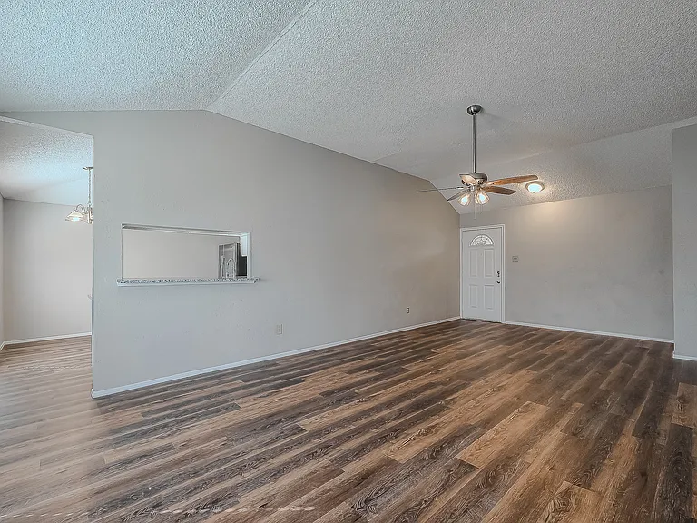 5210 Russelville Rd — Photo 5