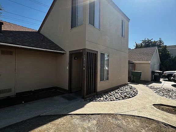 2nd image of 2810 W Caldwell Ave