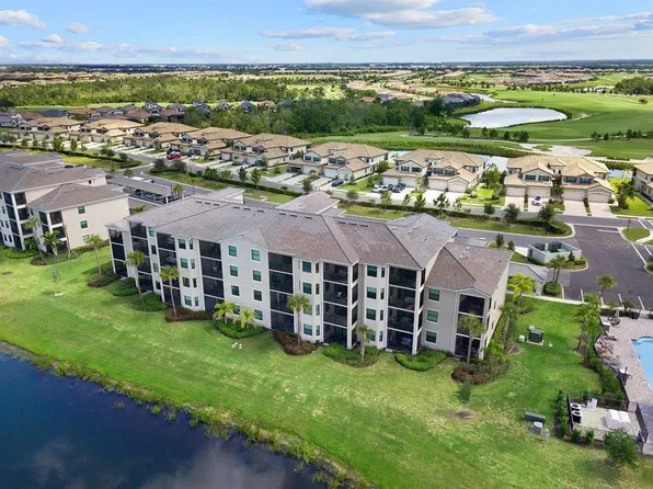 17724 Gawthrop Dr, Bradenton, FL