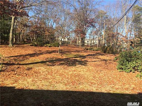 2nd image of 120 Morewood Dr