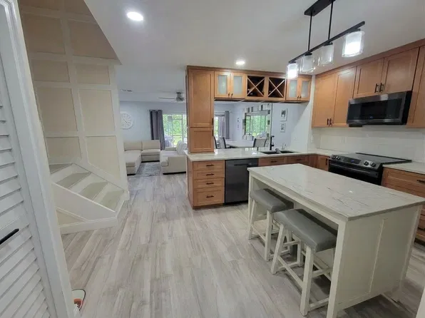 9528 Boca River Cir, Boca Raton, FL 33434