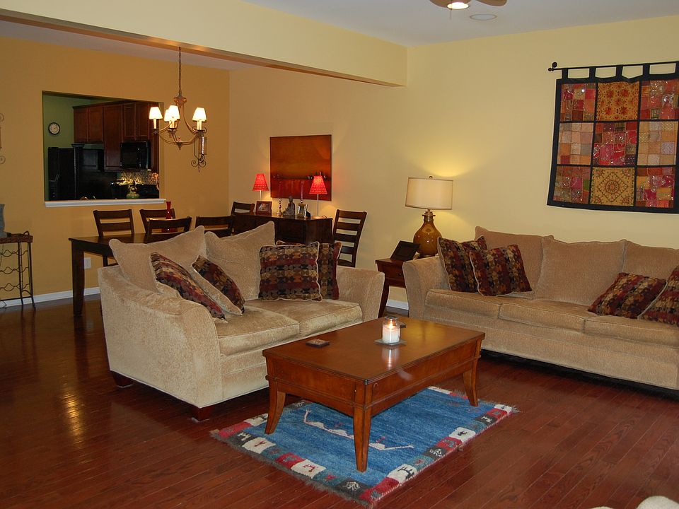 Living/Dining Room