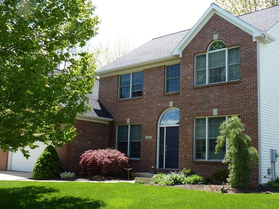 1st image of 3311 Falcon Bluff Dr NE