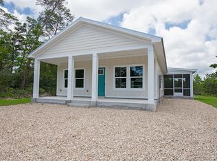 1722 Landing St, Carrabelle, FL 32322