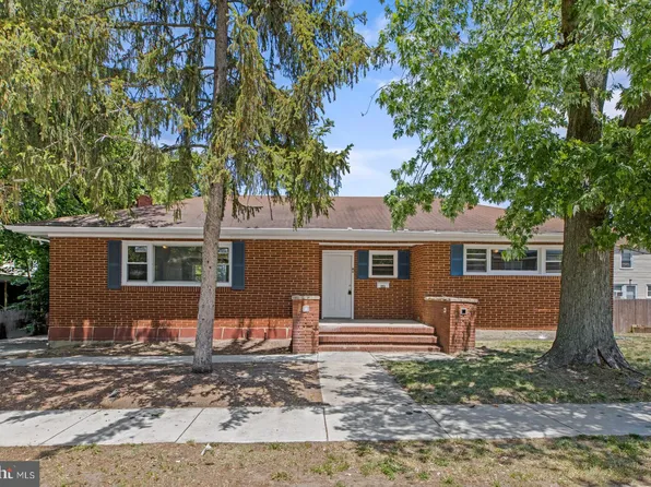 213 Berkley Rd, Paulsboro, NJ 08066