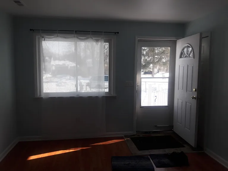 23825 Methuen Ave — Photo 5