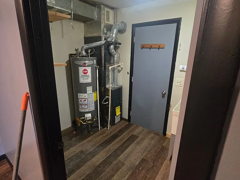 1555 Bryn Mawr Pl — Photo 6