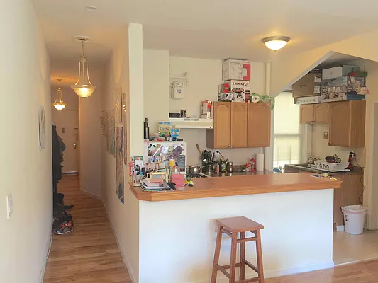 Rented by Sohayegh Enterprises Corp. | media 16