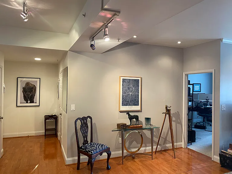 1075 Peachtree Walk NE #A507 — Photo 5