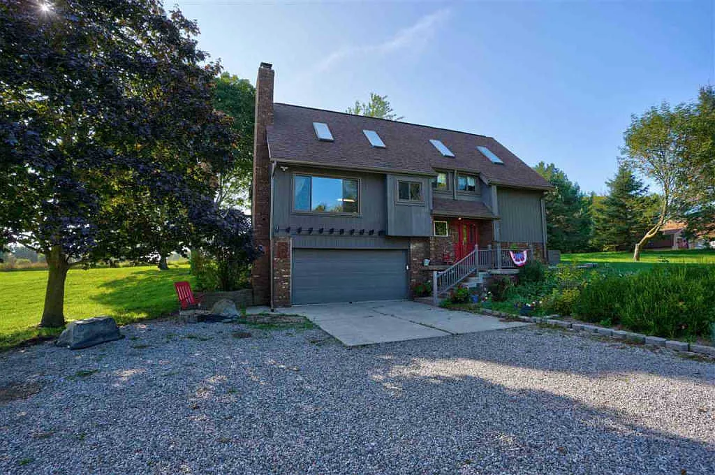 8514 Ridge Rd photo 1