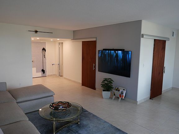 5th image of 900 Bay Dr APT 223