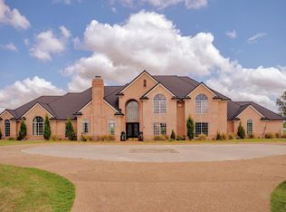 837 State Highway 87 S, Center, TX 75935