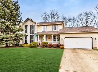 5205 Brockton Dr, Stow, OH 44224