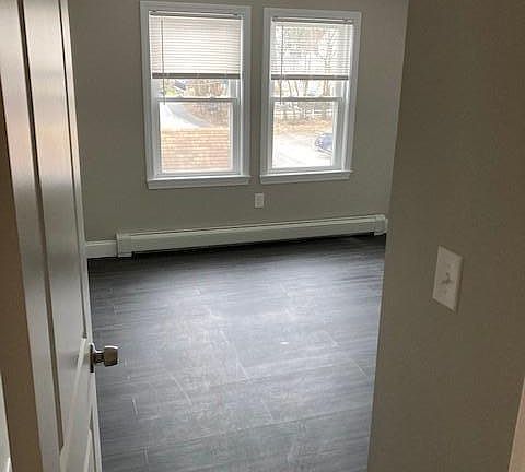 4th image of 20 Hamilton St #C