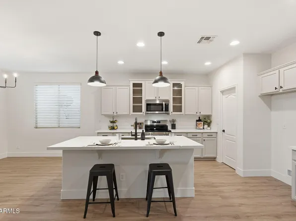 33015 N SLATE CREEK Drive, San Tan Valley, AZ 85143