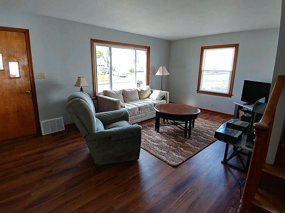 4th image of 2565 21st St