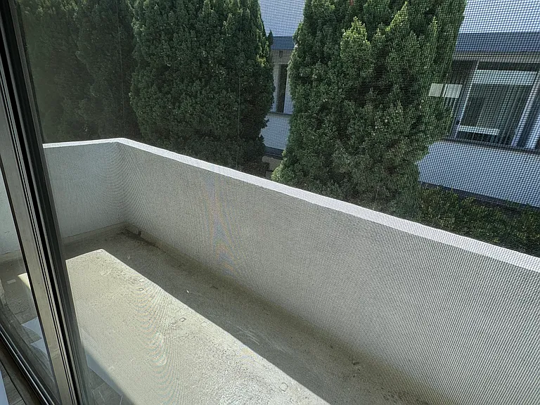 1275 Barry Ave #6 — Photo 5