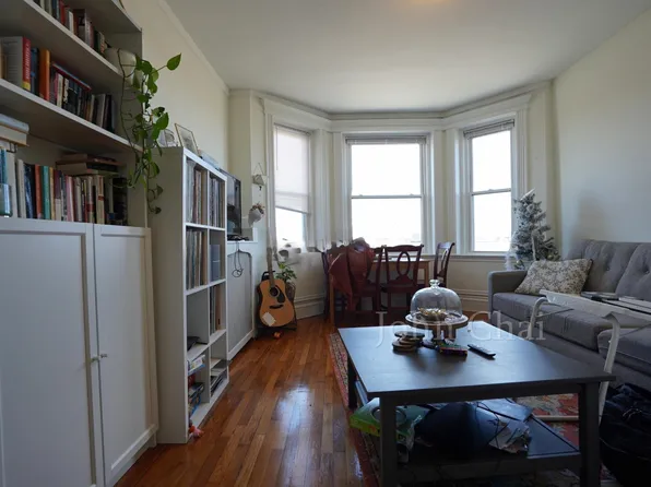 1292 Commonwealth Ave, Allston, MA