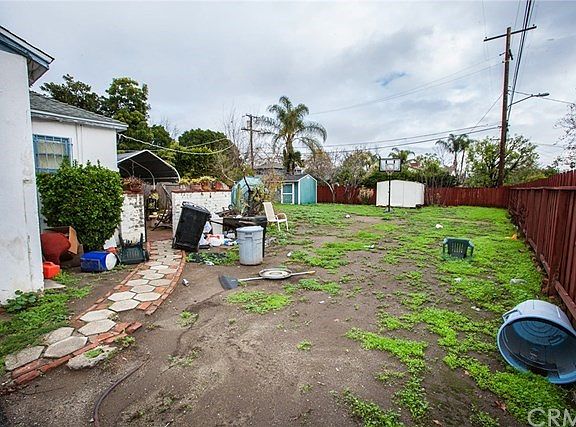 5th image of 5500 Matilija Ave