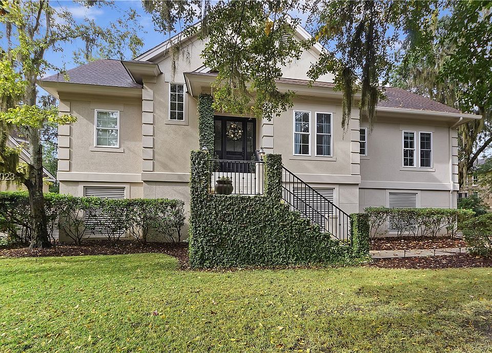1st image of 21 Silver Oak Drive