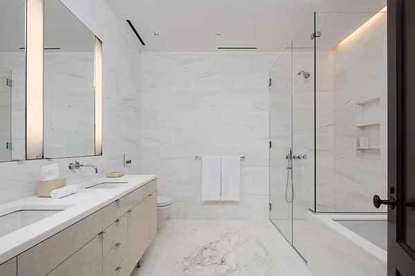 Rented by Compass | media 7