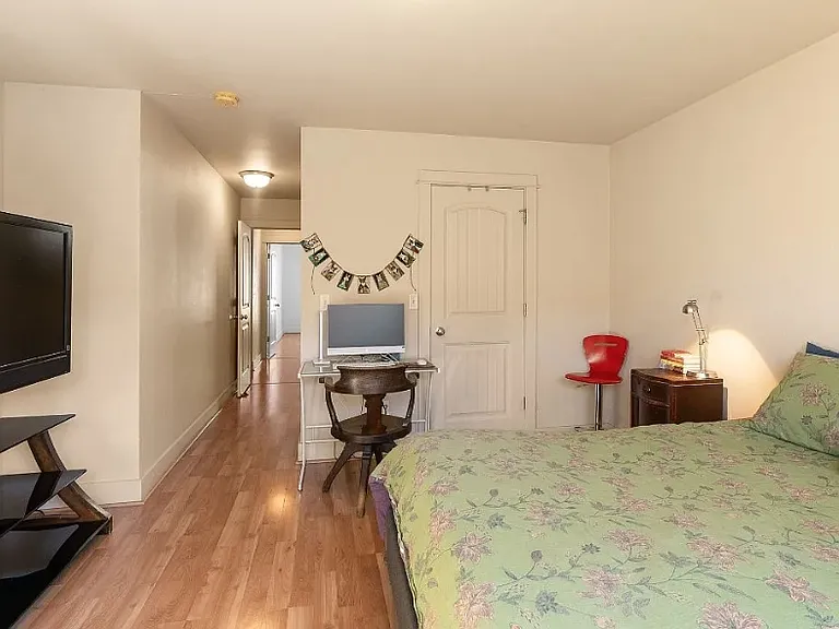 331 Saint Thomas Dr — Photo 3